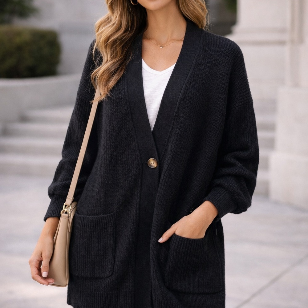 Aerie by American Eagle Oversized Black Knit Sweater - Picture 3 of 3